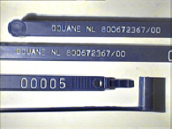 Goedgekeurde kunststofverzegeling met numeriek identificatiekenmerk 800672367/00