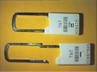 Goedgekeurde bedrijfsverzegeling met alfanumeriek identificatiekenmerk TNT + barcode