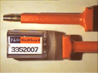 Goedgekeurde bolt seal met alfanumeriek identificatiekenmerk P & O Nedlloyd