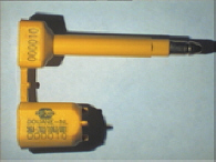 Goedgekeurde bolt seal met bedrijfslogo Friesland Coberco  + 563-203/1063/001