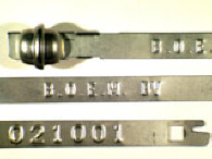 Goedgekeurde stalen bandverzegeling met alfanumeriek identificatiekenmerk B.O.E.M. BV