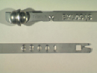 Goedgekeurde stalen bandverzegeling met alfanumeriek identificatiekenmerk EXLOGIS