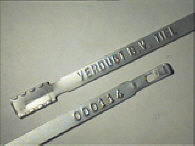 Goedgekeurde stalen bandverzegeling met alfanumeriek identificatiekenmerk VERDUGT B.V. TIEL