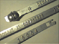 Goedgekeurde stalen bandverzegeling met numeriek identificatiekenmerk 008717023