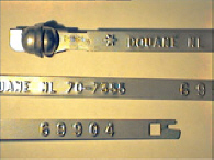 Goedgekeurde stalen bandverzegeling met numeriek identificatiekenmerk 70-7355