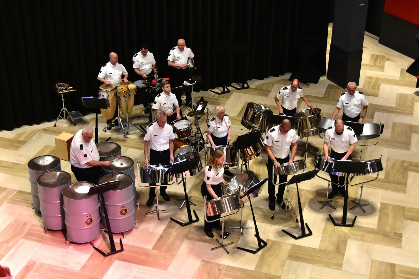 De drumsectie van het Nederlands Douane Orkest.
