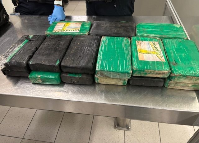 Douane onderschept 18 kilo cocaïne op Schiphol